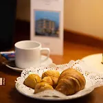 Maddaloni 4*