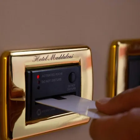 Maddaloni Hotel
