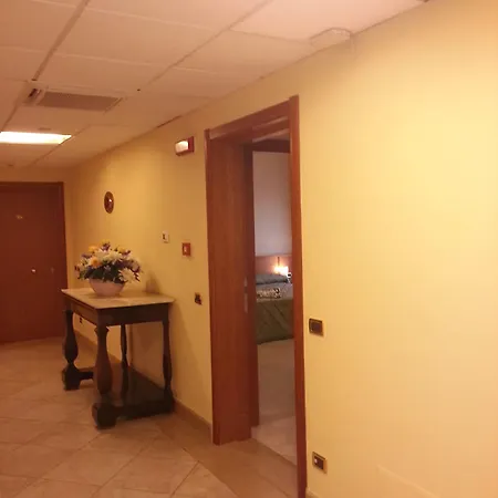 Maddaloni Hotel 4*