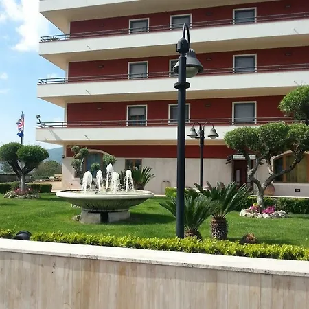 Maddaloni 4*