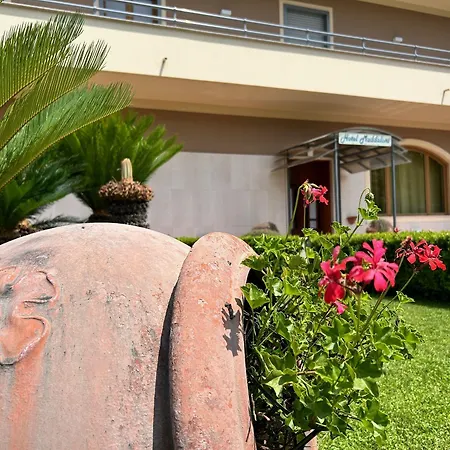 Maddaloni Hotel Tufino